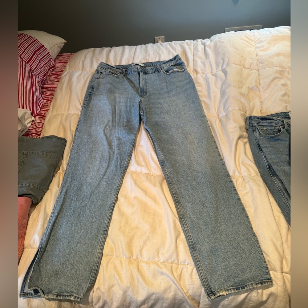 Abercrombie and fitch women’s size 34 jeans